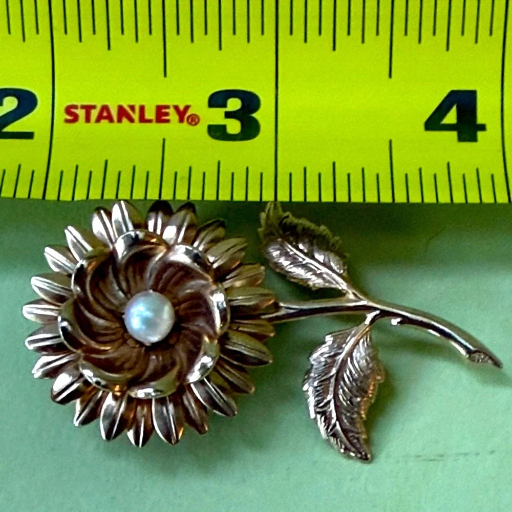 Vintage Gold Flower Brooch with Pearl Center